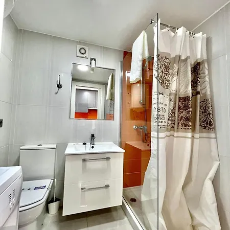 Spacious In Benalbeach With Sea Views Benalmádena